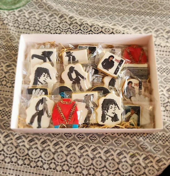 עוגיות מיקל ג';קסון מלך הפופ