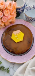 סטיקי טופי קייק